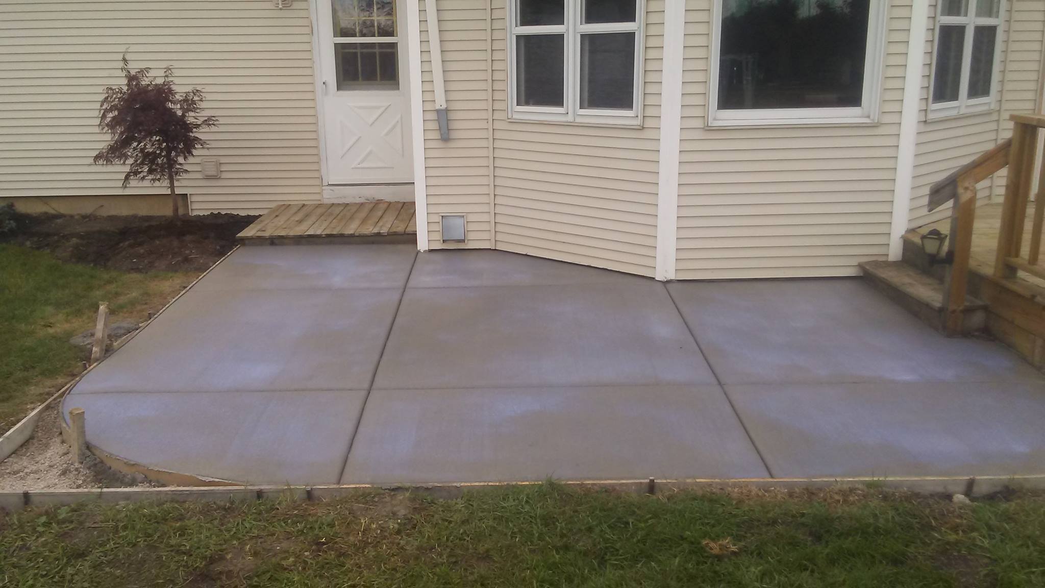 Concrete Contractor in Kenosha, concrete work near me, new driveway near me